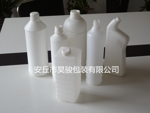 化�W塑料瓶